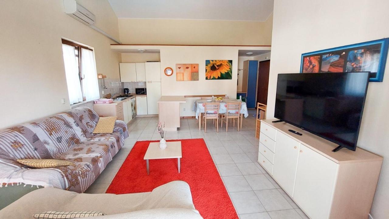 Apartman Lucija Rovinj Luaran gambar